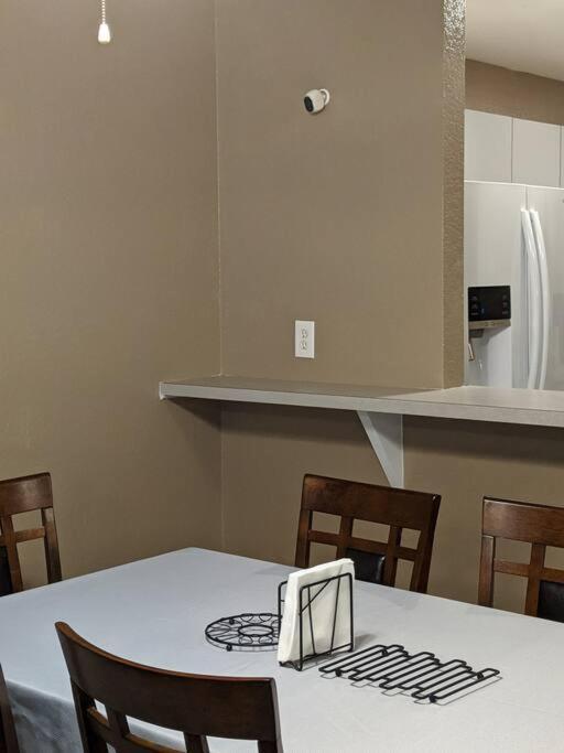 Snowbirds Escape / Vacation Gateway #A Apartment Englewood Exterior photo